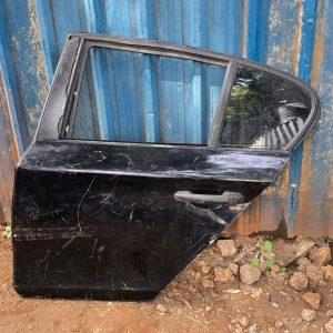 BMW E87 REAR LEFT SIDE DOOR