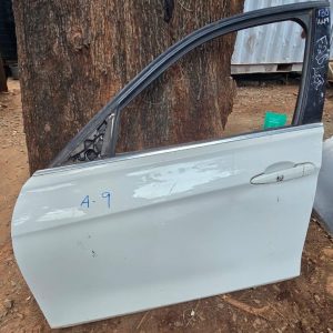 BMW F30 FRONT LEFT SIDE DOOR
